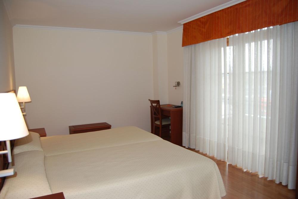 Hotel Meleiros Castro De Sanabria Extérieur photo
