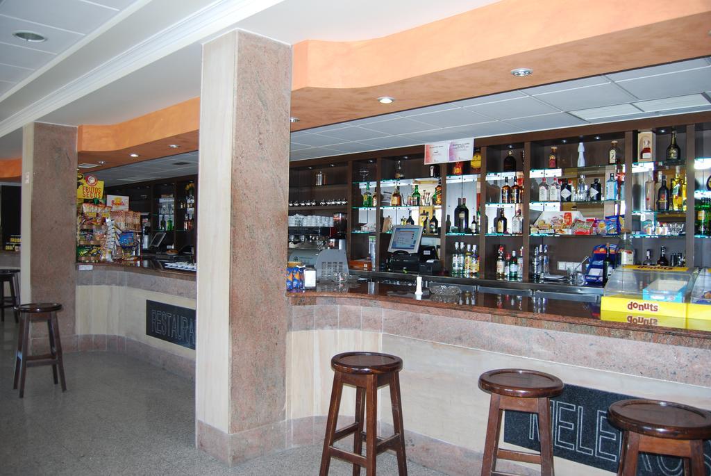 Hotel Meleiros Castro De Sanabria Restaurant photo