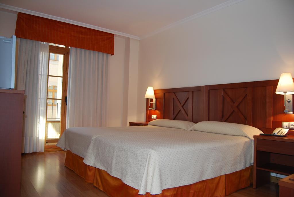 Hotel Meleiros Castro De Sanabria Chambre photo