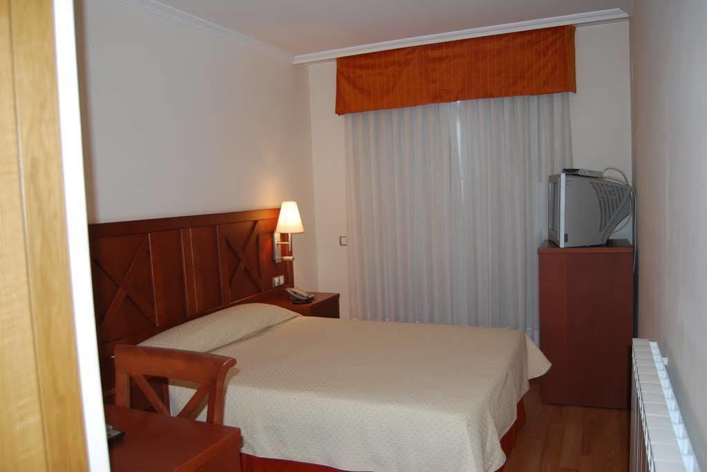 Hotel Meleiros Castro De Sanabria Extérieur photo