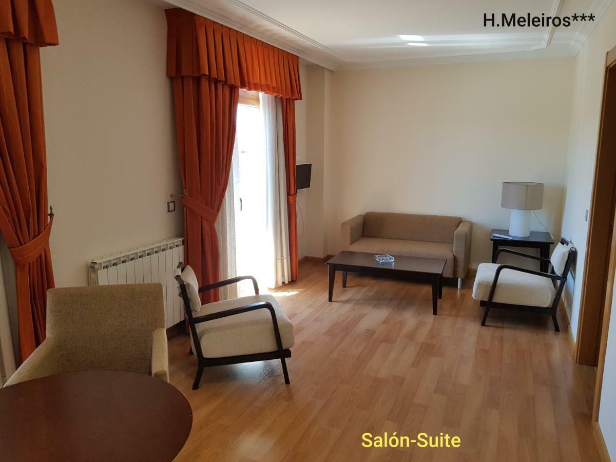 Hotel Meleiros Castro De Sanabria Extérieur photo